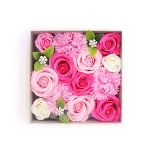 Coffret Cadeau Bain – Fleurs de Savon Naissance Fille